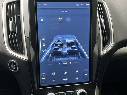 Certified 2024 Ford Edge SE w/ Cargo Accessory Package image 18