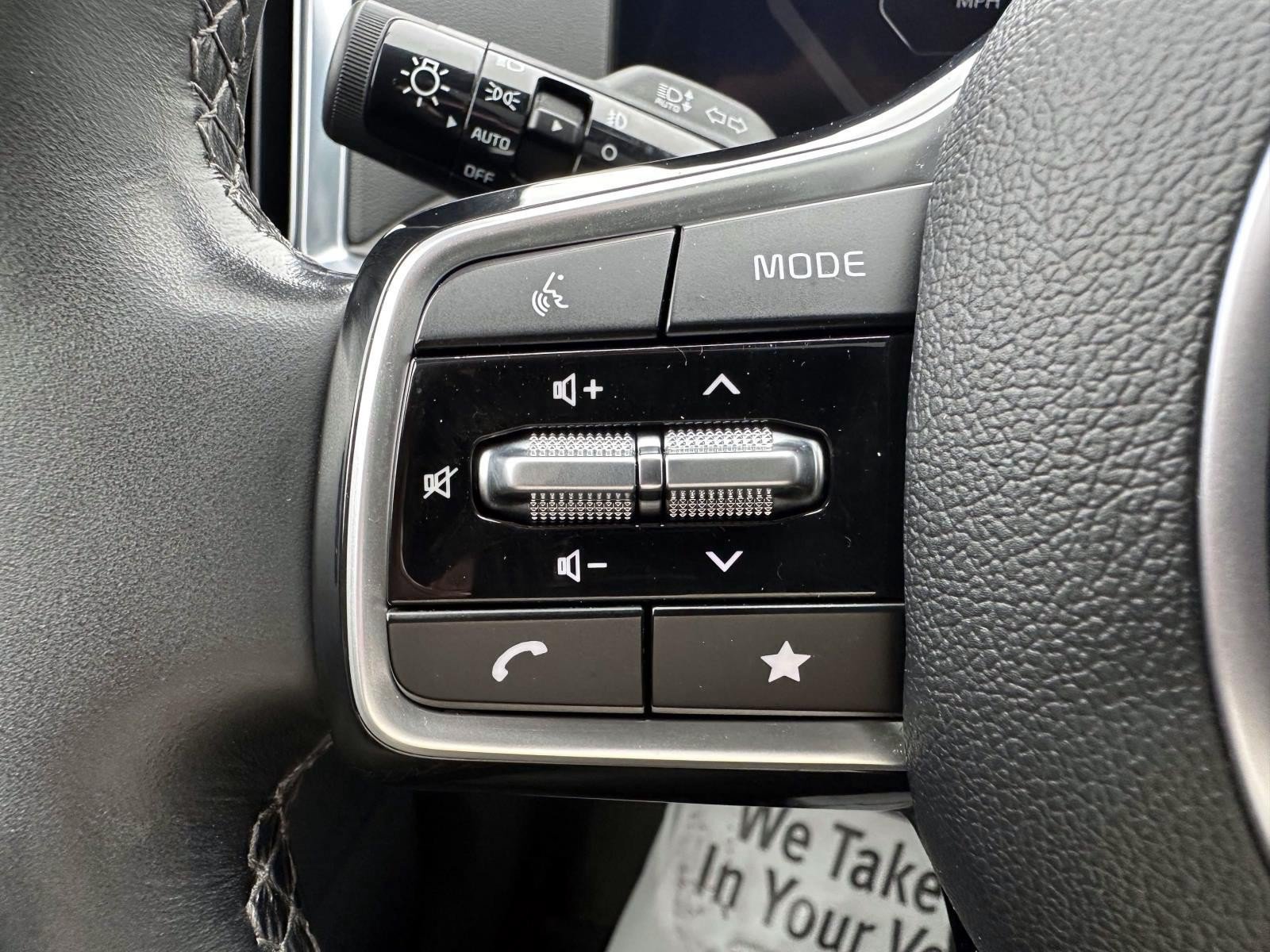 Used 2024 Kia Sorento SX Prestige AWD/4WD image 19