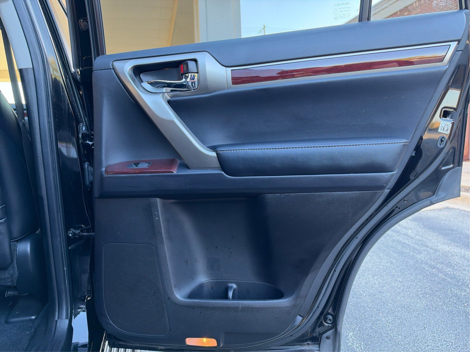 Used 2018 Lexus GX 460 Premium w/ Premium Package AWD/4WD image 32