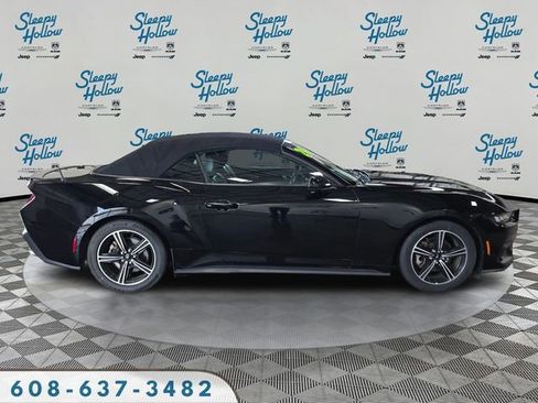 Used 2024 Ford Mustang Premium image 4