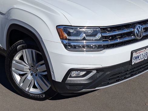 Used 2018 Volkswagen Atlas SEL Premium image 4