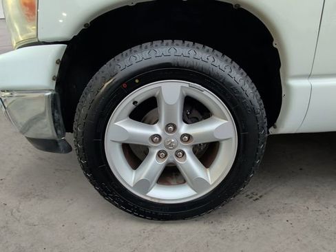 Used 2008 Dodge Ram 1500 Truck SLT image 14