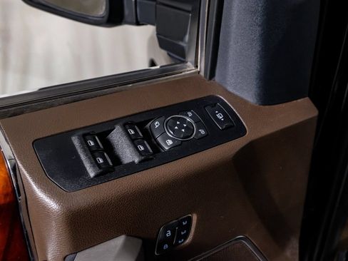 Used 2020 Ford F250 King Ranch w/ King Ranch Ultimate Package AWD/4WD image 34