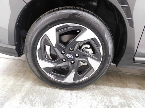 Used 2025 Subaru Crosstrek 2.5i Limited w/ Popular Package #3A image 10