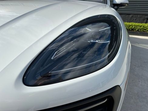 Used 2026 Porsche Macan S AWD/4WD image 13