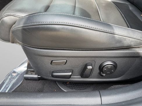 Used 2021 Kia Stinger GT2 AWD/4WD image 18