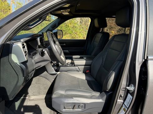 Used 2025 Toyota Sequoia SR5 image 11