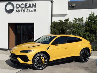 Used 2023 Lamborghini Urus S video 1