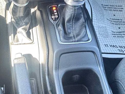 Used 2025 Jeep Wrangler Unlimited Sport AWD/4WD image 23