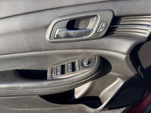 Used 2016 Chevrolet Malibu LT w/ Power Convenience Package image 13