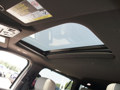 Used 2025 Toyota Sequoia Limited AWD/4WD image 6