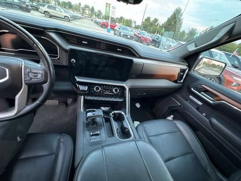 Used 2023 GMC Sierra 1500 Denali w/ Technology Package AWD/4WD image 16
