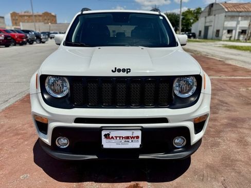 Used 2020 Jeep Renegade Altitude image 2