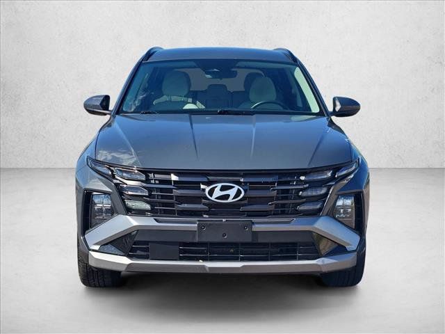 Used 2025 Hyundai Tucson SEL FWD image 2