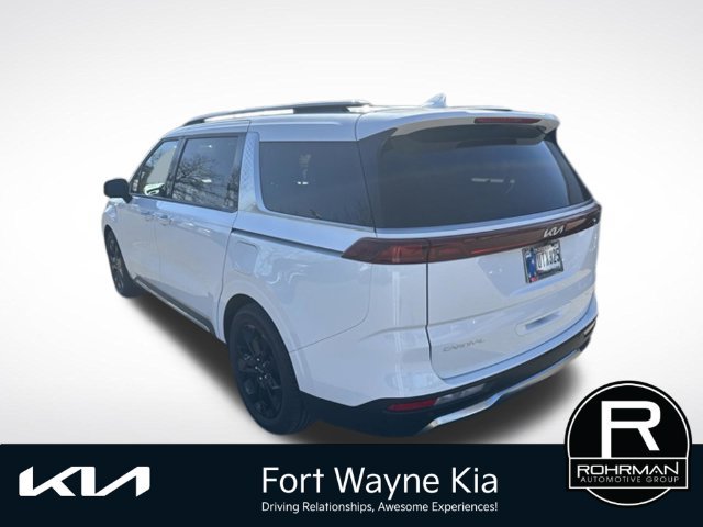 Used 2024 Kia Carnival SX FWD image 3