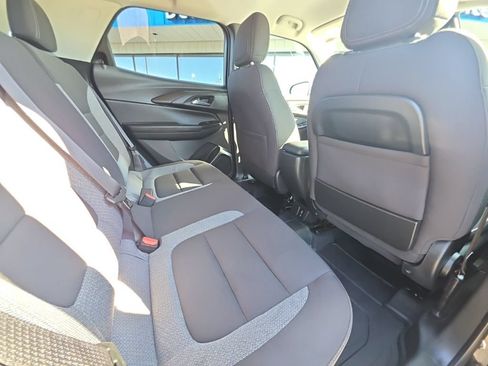 Used 2023 Chevrolet TrailBlazer LT w/ Convenience Package AWD/4WD image 16