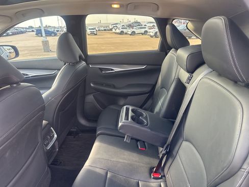 Used 2023 INFINITI QX50 Luxe FWD image 38