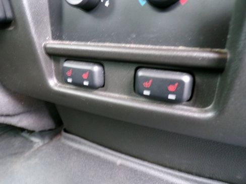 Used 2012 Ford Expedition Limited image 17