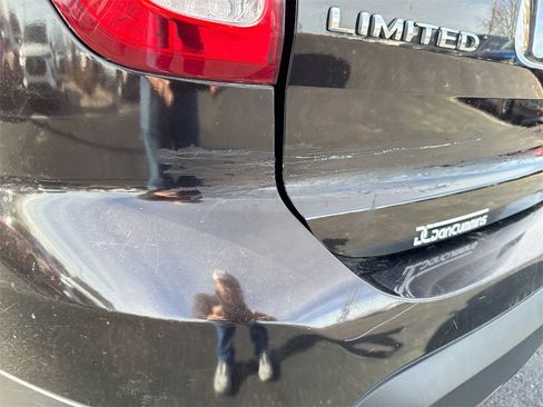 Used 2013 Ford Explorer Limited image 40