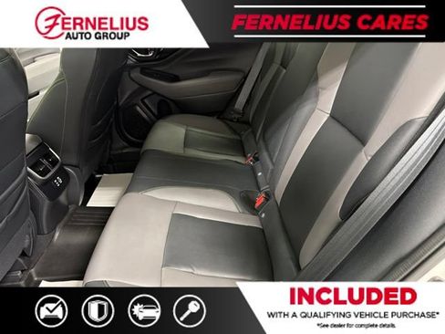 Used 2025 Subaru Outback Onyx Edition AWD/4WD image 27