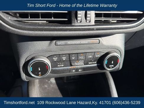 Used 2025 Ford Escape ST-Line AWD/4WD image 16