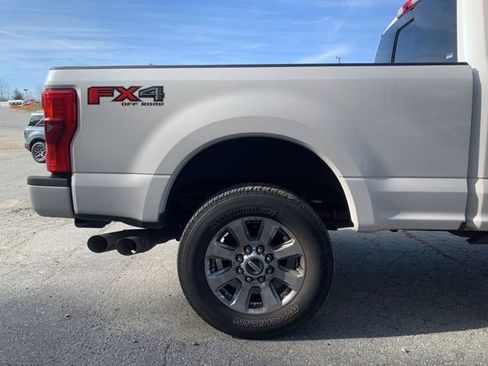 Used 2017 Ford F250 Platinum w/ Platinum Ultimate Package image 9