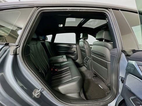 Used 2018 BMW 640i Gran Turismo xDrive image 29