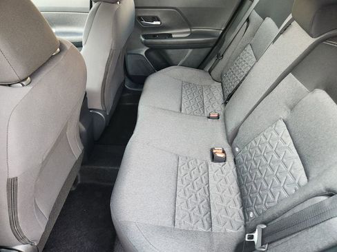 Certified 2025 Nissan Kicks SV image 11