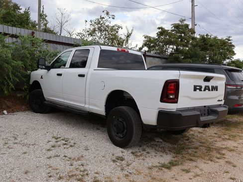 Used 2026 RAM 2500 Tradesman AWD/4WD image 3