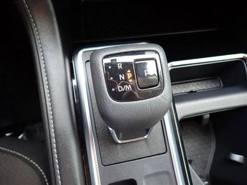 Used 2023 Nissan Pathfinder SL AWD/4WD image 20