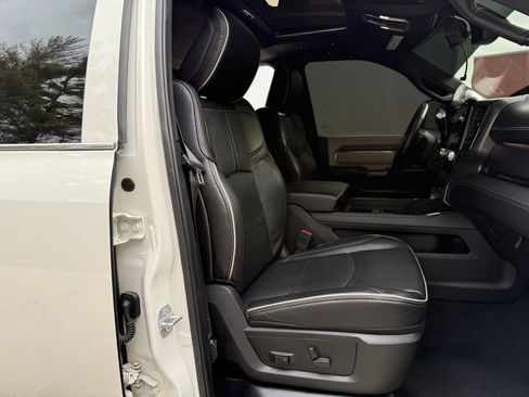 Used 2022 RAM 2500 Limited w/ Towing Technology Group image 31