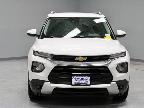 Used 2023 Chevrolet TrailBlazer LT FWD image 7