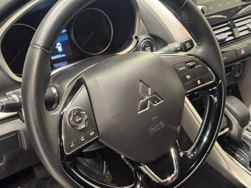 Used 2024 Mitsubishi Eclipse Cross AWD image 14