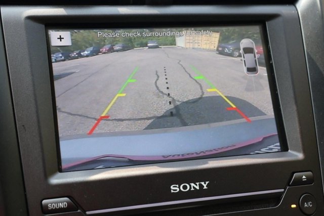 Used 2017 Ford Fusion Titanium FWD image 18