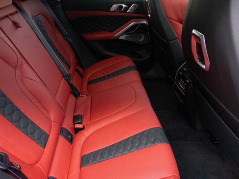 Used 2026 BMW X6 M Competition w/ Executive Package image 40