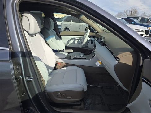 New 2026 Genesis GV70 2.5T Advanced image 25