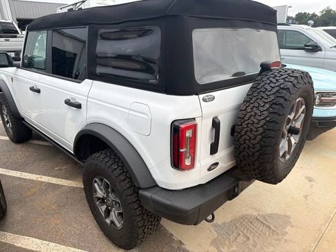 Used 2023 Ford Bronco Badlands AWD/4WD image 4