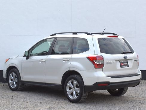 Used 2015 Subaru Forester 2.5i Premium w/ All-Weather Package AWD/4WD image 2