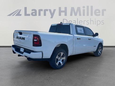 New 2026 RAM 1500 Express image 6