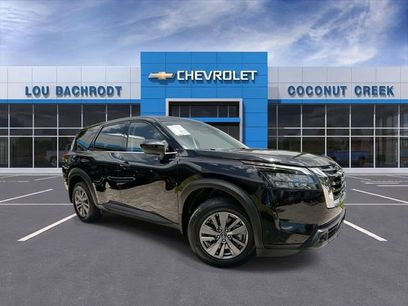 Used 2025 Nissan Pathfinder S