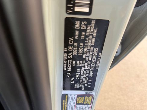 Used 2025 Kia K4 FWD image 29