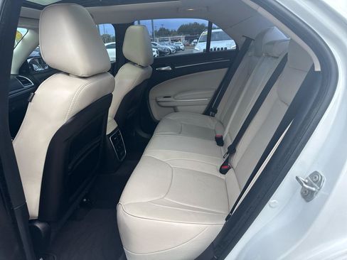 Used 2016 Chrysler 300 C w/ Safetytec Plus Group RWD image 13