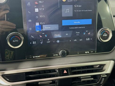 Used 2023 Lexus RX 350 Premium image 18