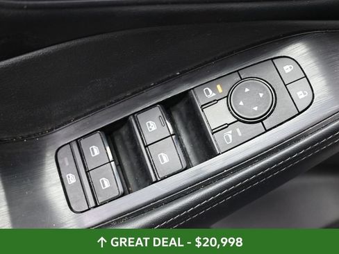 Used 2025 Nissan Rogue SV FWD image 26