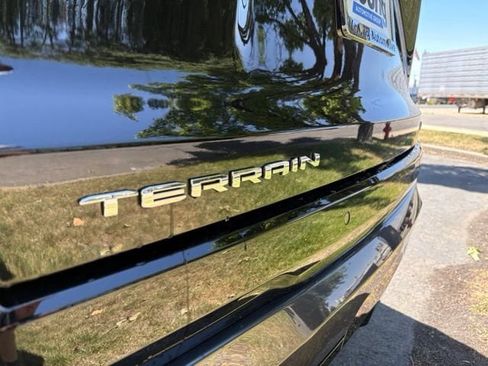 New 2027 GMC Terrain AT4 w/ Convenience Package III AWD/4WD image 7