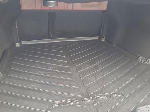 Used 2016 Hyundai Azera Limited image 17