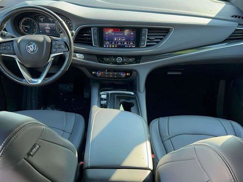 Used 2024 Buick Enclave Essence w/ Experience Buick Package AWD/4WD image 10