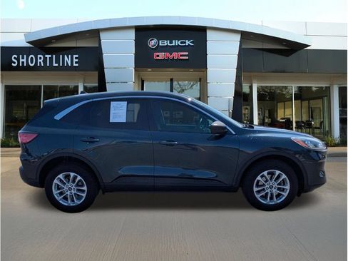 Used 2022 Ford Escape SE w/ Cold Weather Package AWD/4WD image 2