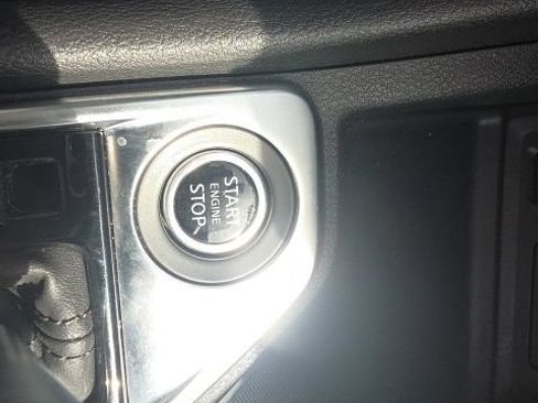 Used 2025 Nissan Sentra SV FWD image 23