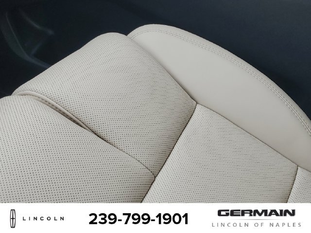 New 2027 Lincoln Navigator Premiere AWD/4WD image 28